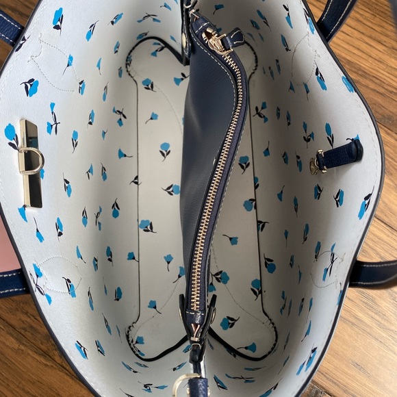 Kate Spade Navy Dainty Bloom Satchel - Picture 5 of 8